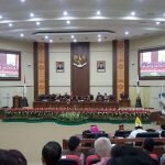 DPRD Sulut Paripurnakan Ranperda Pertanggung-jawaban Pelaksanaan APBD Sulut T.A 2017 serta Ranperda tentang  Perubahan Terhadap Perda 4/2017